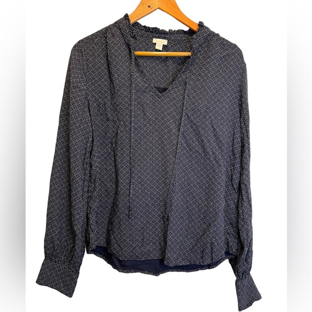 Hinge Geo Pattern Split Neck Tie Ruched Collar Pl… - image 4